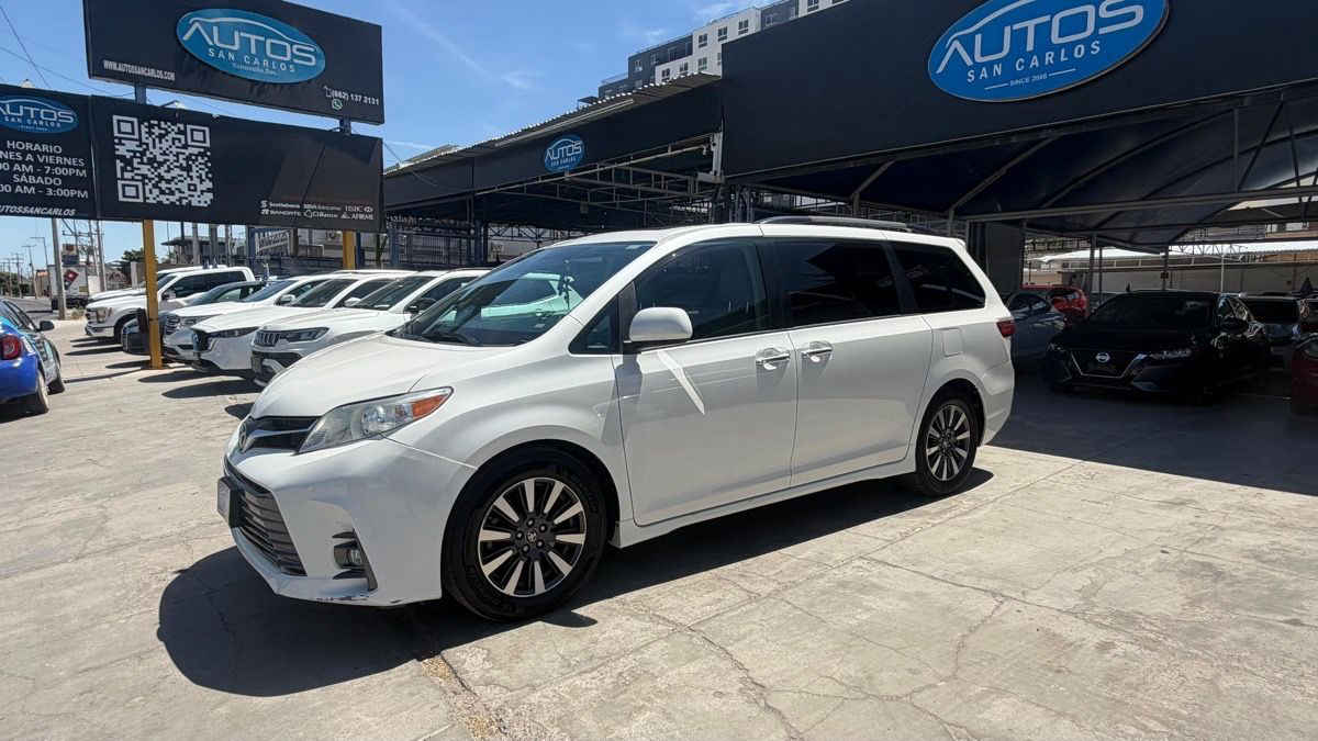 Toyota Sienna 2018