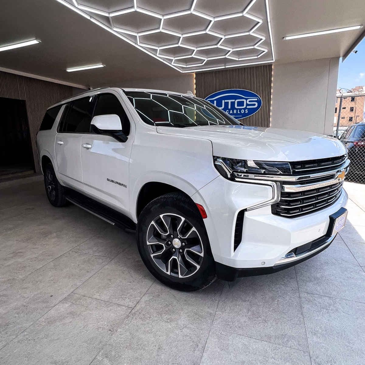 Chevrolet Suburban 2023