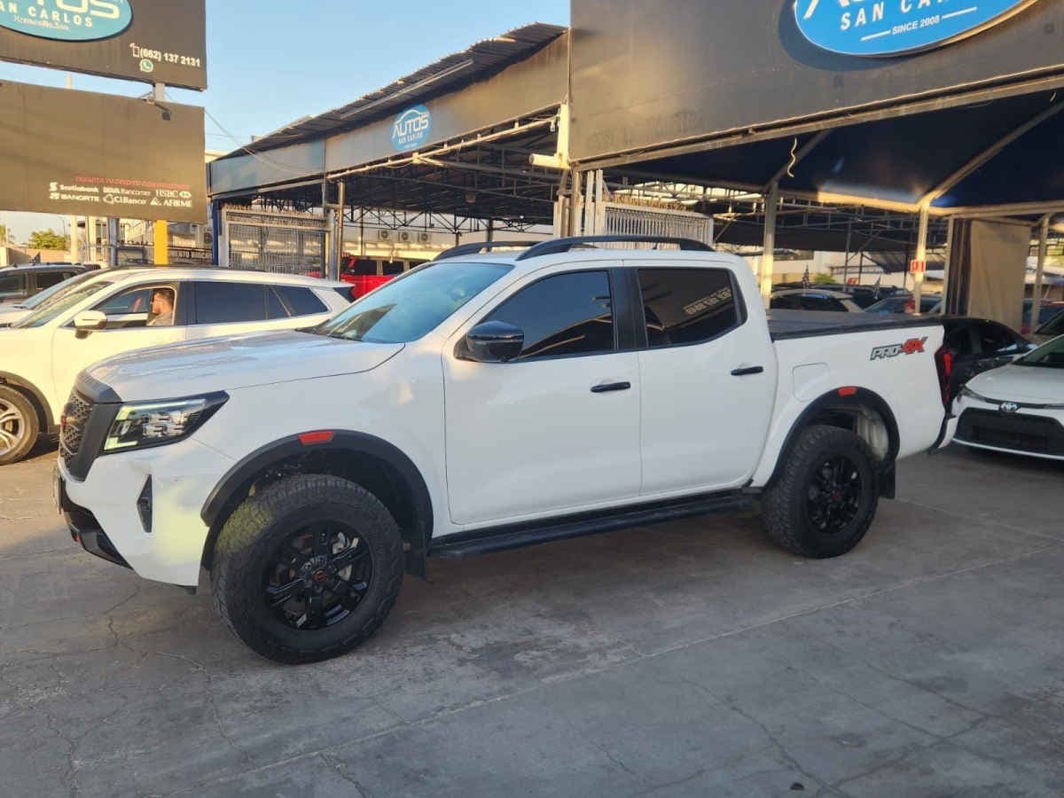 Nissan Frontier 2023