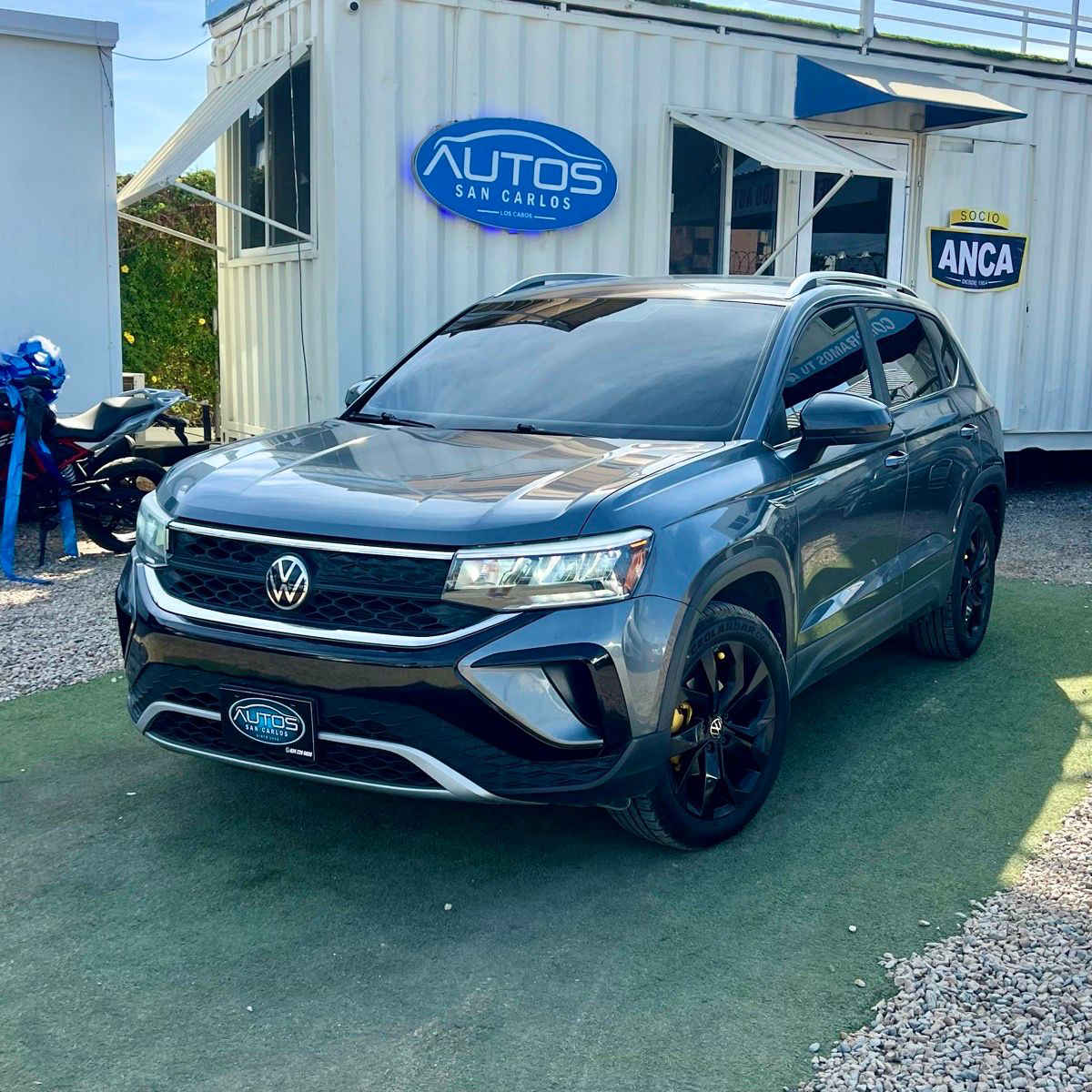 Volkswagen Taos 2021