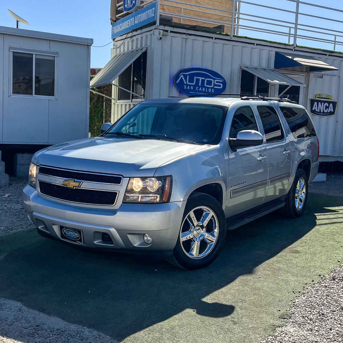 Chevrolet Suburban 2013